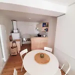 De 2 Avec Parking アパート