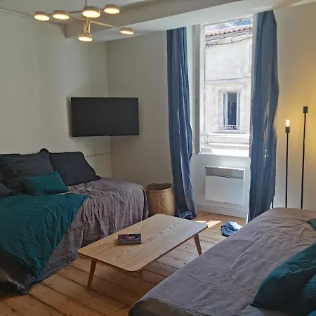 De 2 Avec Parking Apartment *